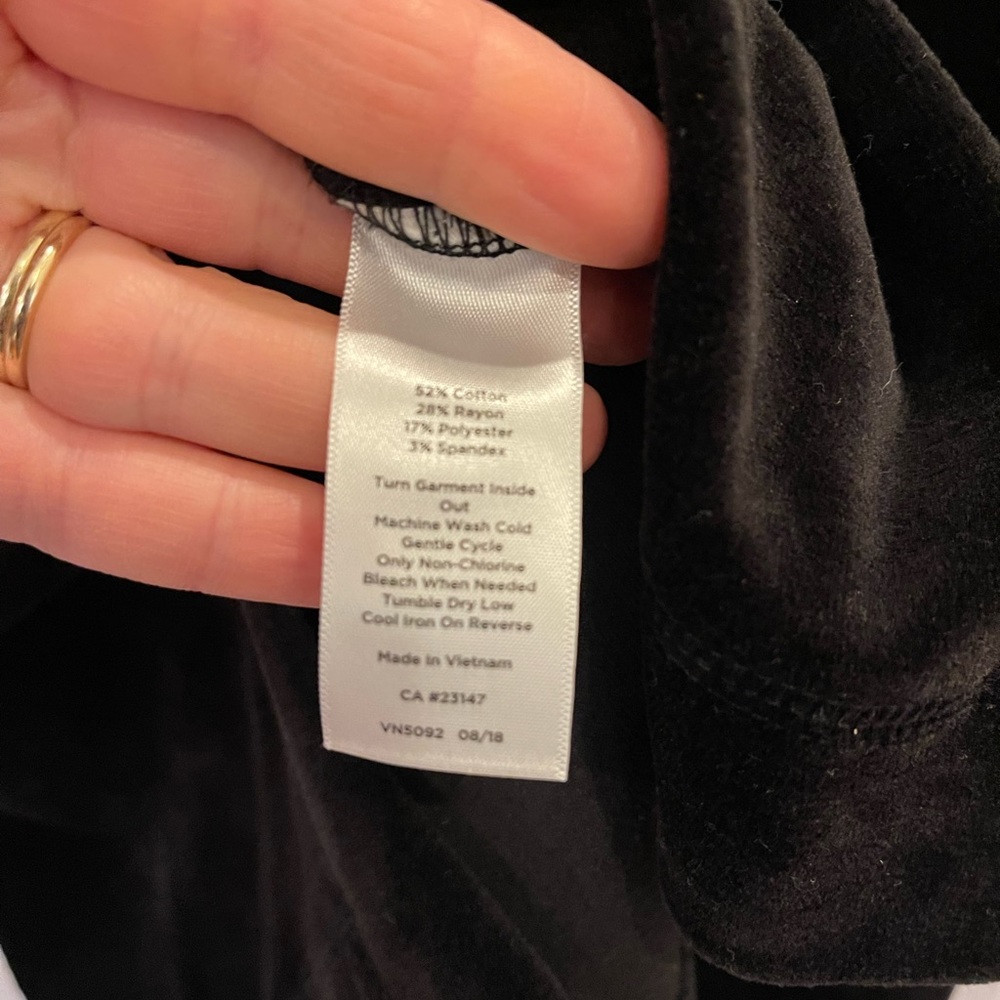 T By Talbots Black Tunic - image 4